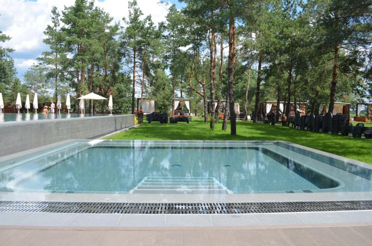 Sobi Hotel Vychhorod Extérieur photo