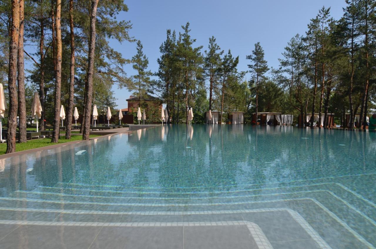 Sobi Hotel Vychhorod Extérieur photo