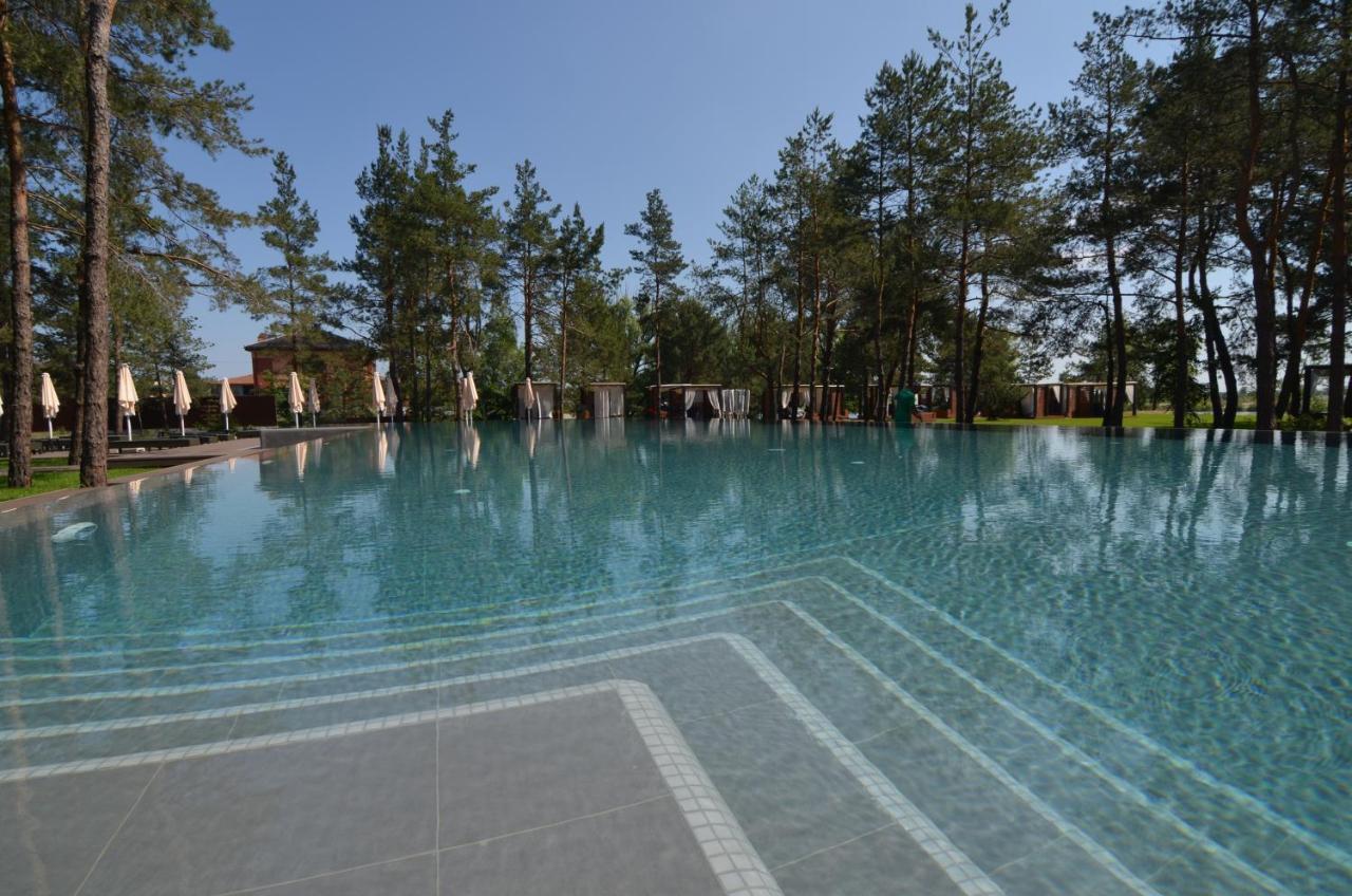 Sobi Hotel Vychhorod Extérieur photo